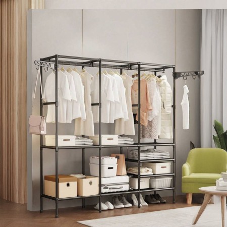 Roupeiro Modular com Estrutura Metálica